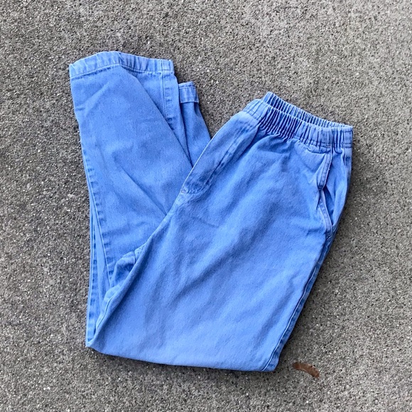 Vintage Stretch High Waisted Light Wash Jeans - Picture 5 of 6